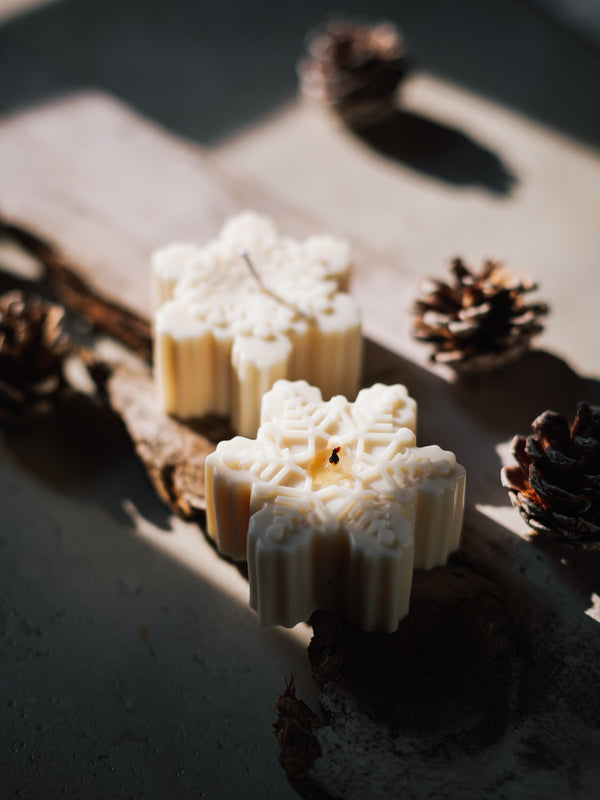 Snowflake Candles (Set of 2)